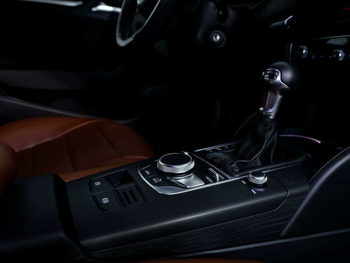Audi A3 2018 года с пробегом. Фото: #9
