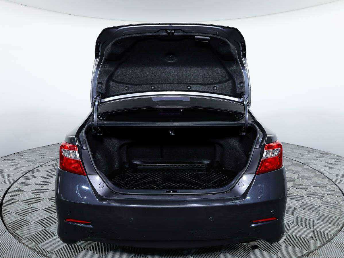 Toyota Camry 2013 года с пробегом. Фото: #5