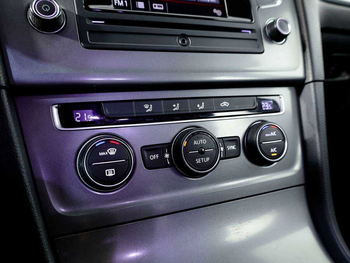 Volkswagen Golf 2013 года с пробегом. Фото: #13