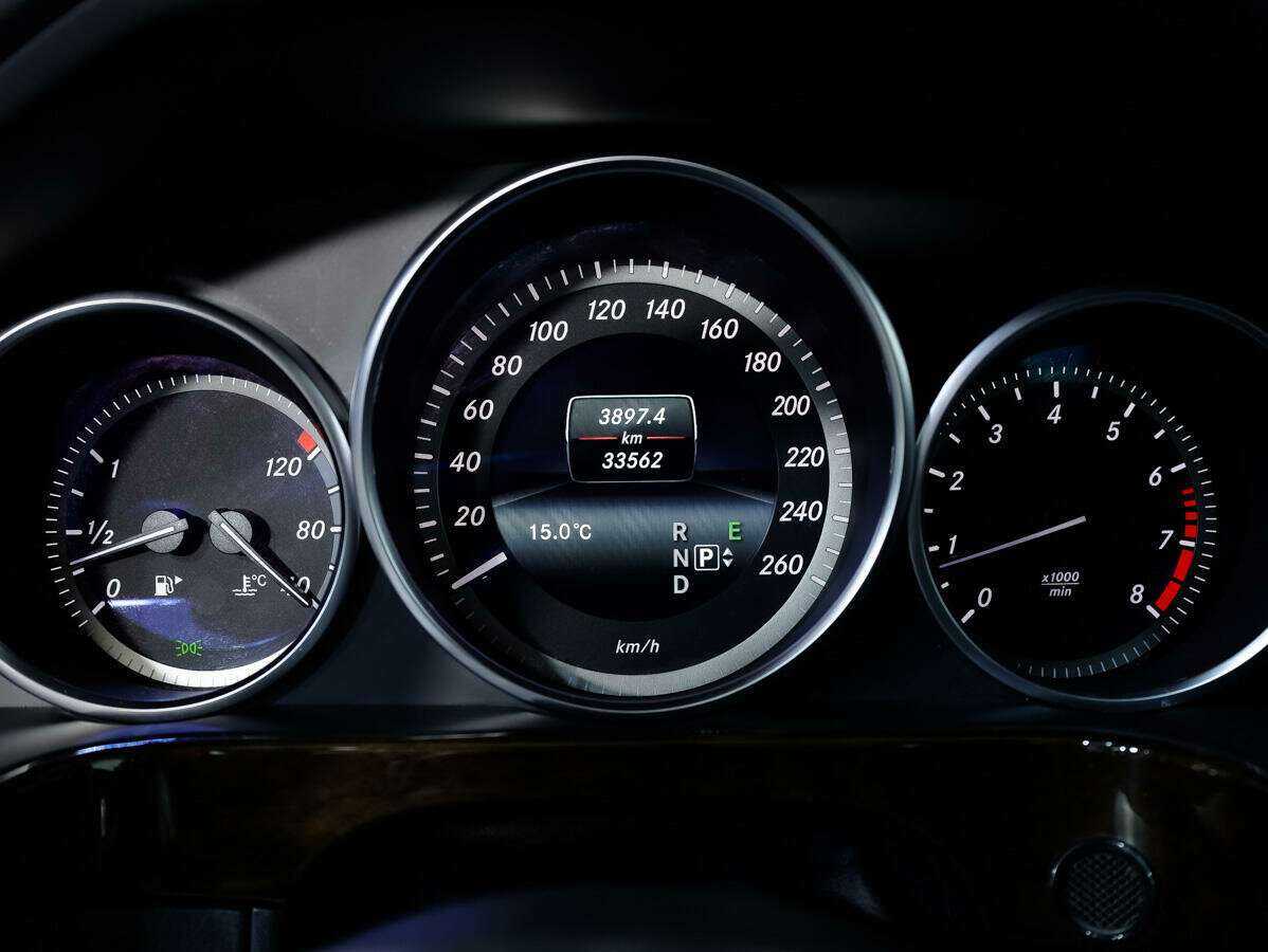 Mercedes-Benz E-Класс 2014 года с пробегом. Фото: #21