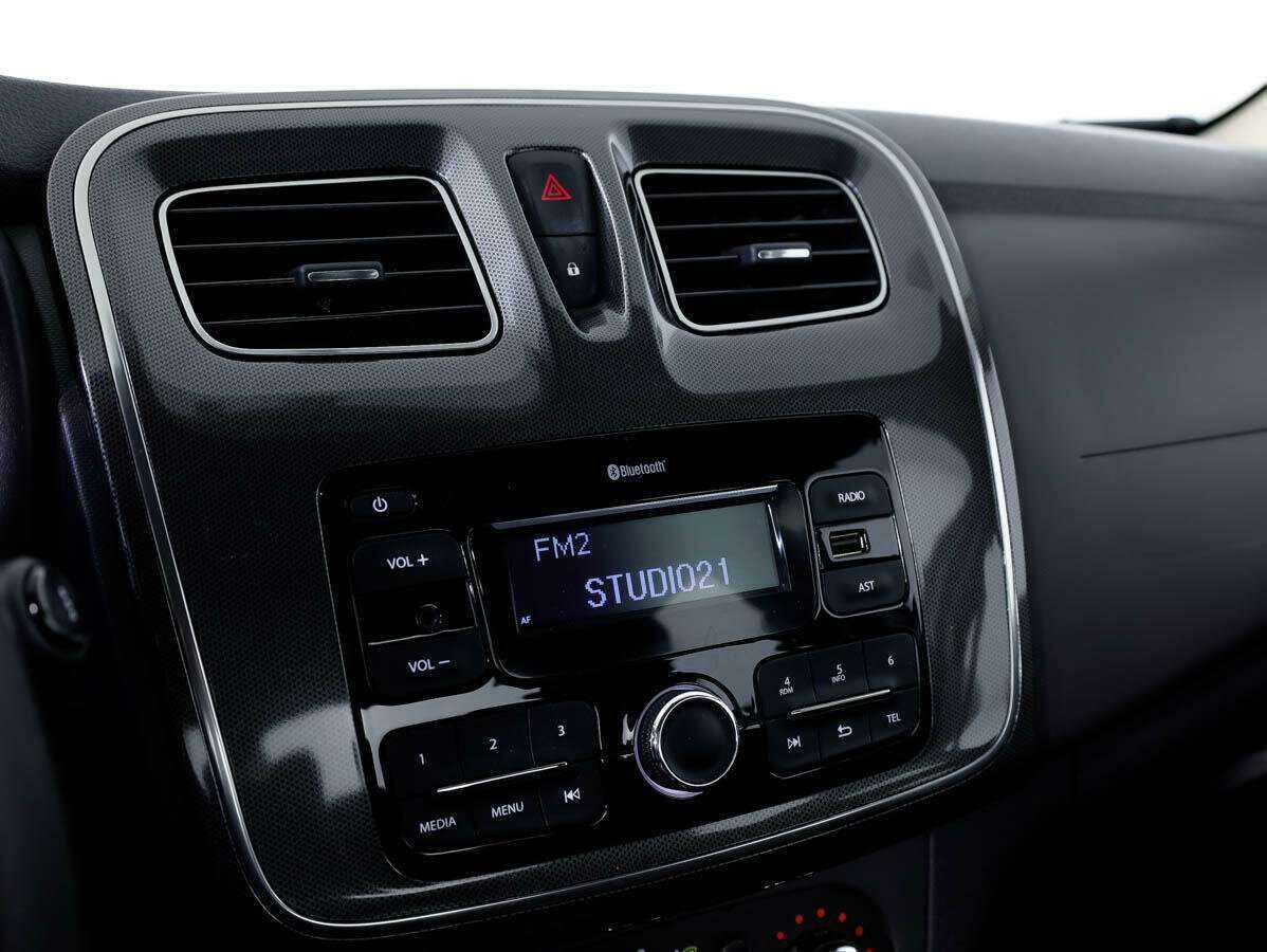 Renault Logan 2020 года с пробегом. Фото: #17