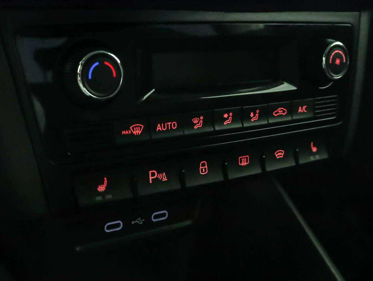 Б/У Фольксваген Поло 2021 года. Фото: #14