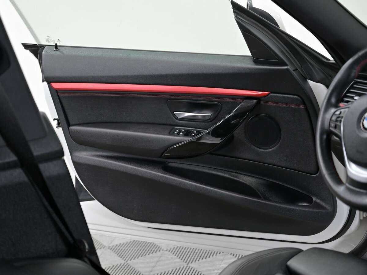 BMW 3 серии 2015 года с пробегом. Фото: #6