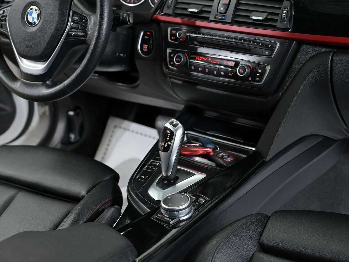 BMW 3 серии 2015 года с пробегом. Фото: #9