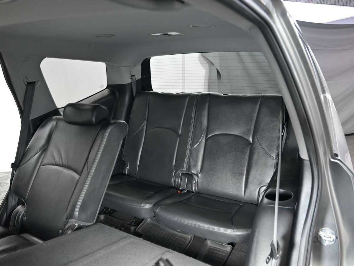 Kia Mohave 2012 года с пробегом. Фото: #8