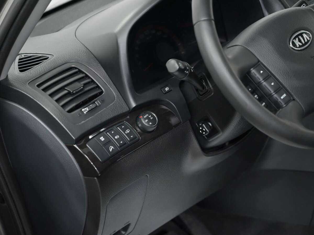 Kia Mohave 2012 года с пробегом. Фото: #16