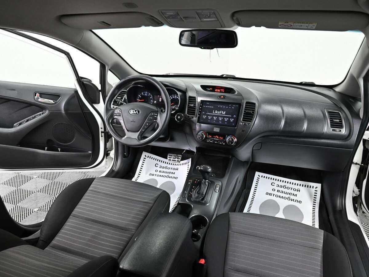 Б/У Киа Церато 2015 года. Фото: #5