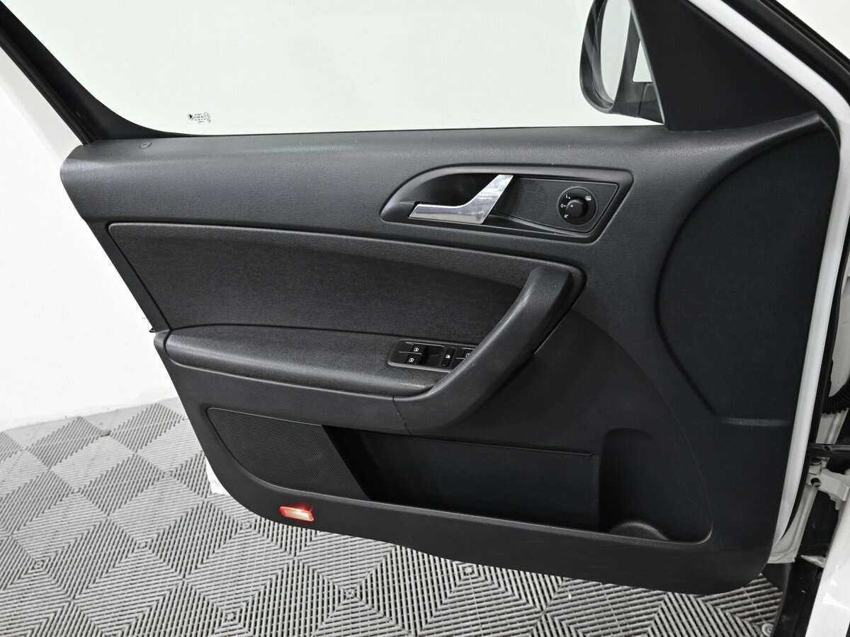 Б/У Шкода Йети 2013 года. Фото: #10