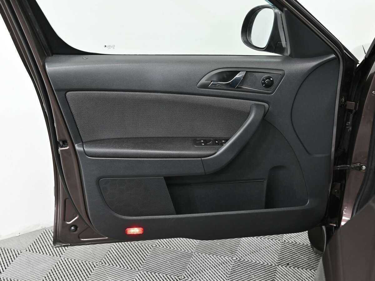 Б/У Шкода Йети 2013 года. Фото: #9