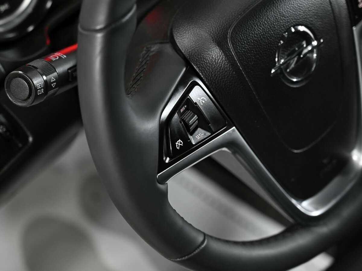 Б/У Опель Инсигния 2013 года. Фото: #7