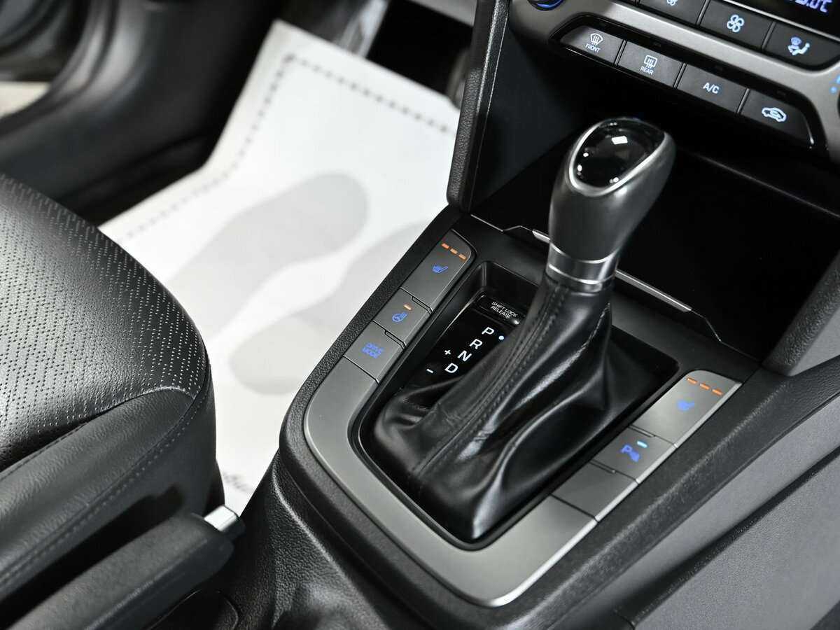 Б/У Хендай Елантра 2018 года. Фото: #13