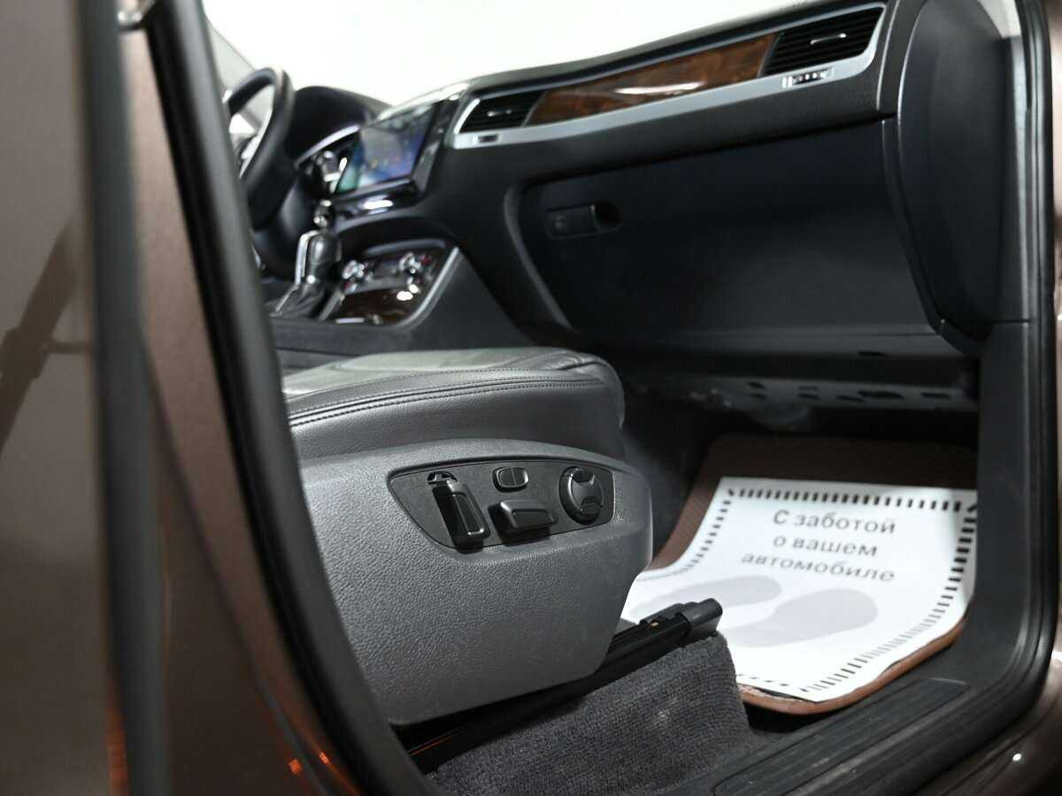 Volkswagen Touareg 2013 года с пробегом. Фото: #13