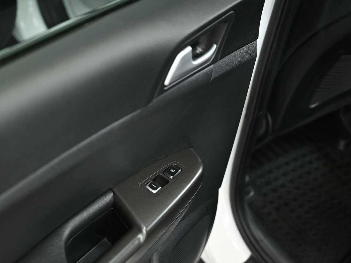 Б/У Киа Спортейдж 2017 года. Фото: #6