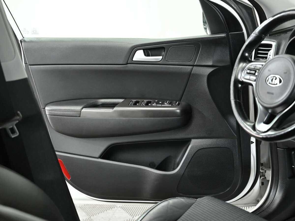 Б/У Киа Спортейдж 2017 года. Фото: #7