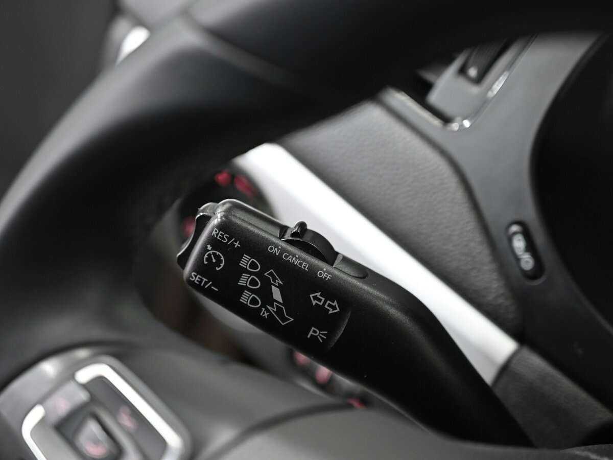 Б/У Фольксваген Джетта 2013 года. Фото: #8