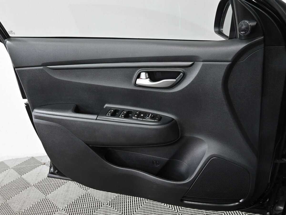 Б/У Киа Рио 2021 года. Фото: #6