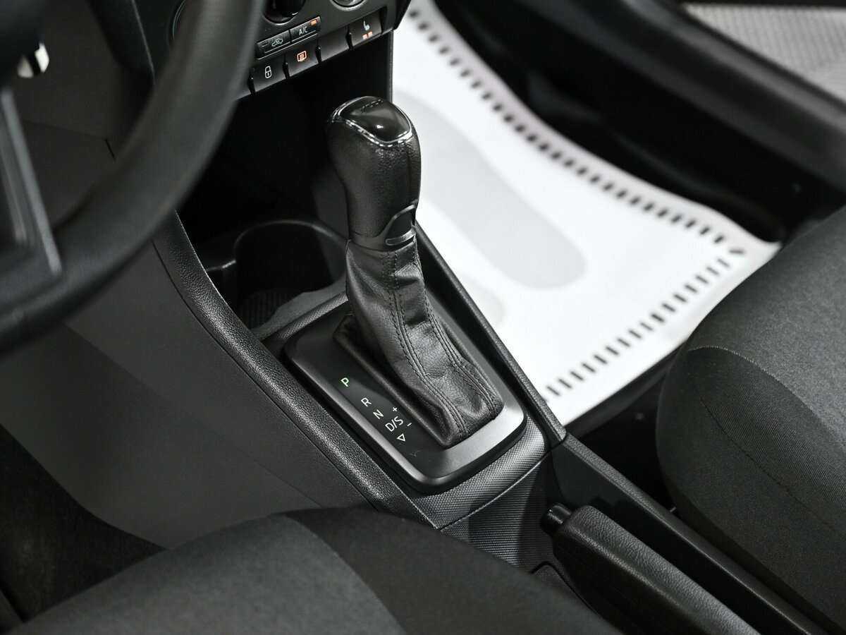 Б/У Шкода Рапид 2016 года. Фото: #7