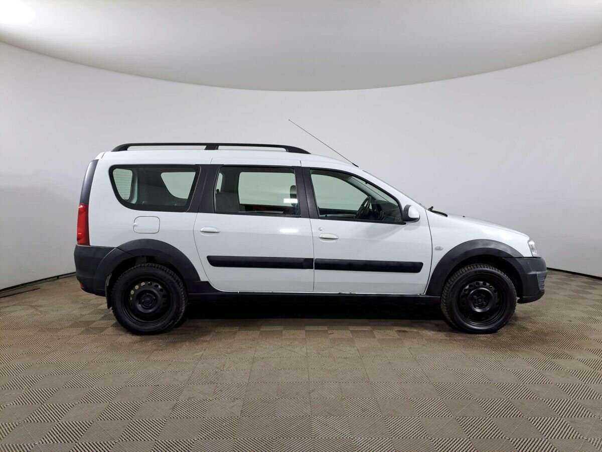 Lada (ВАЗ) Largus 2019 года с пробегом. Фото: #3