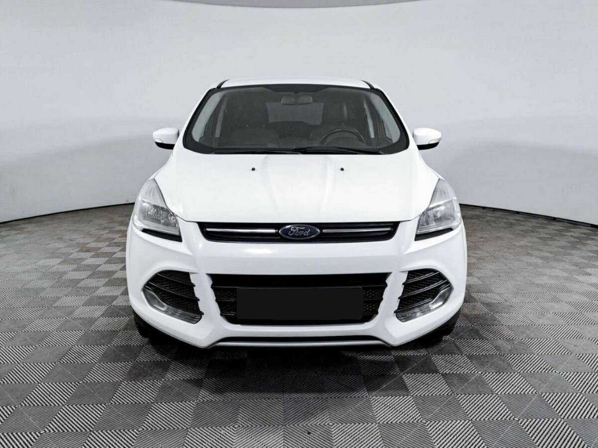 Б/У Форд Куга 2016 года. Фото: #1