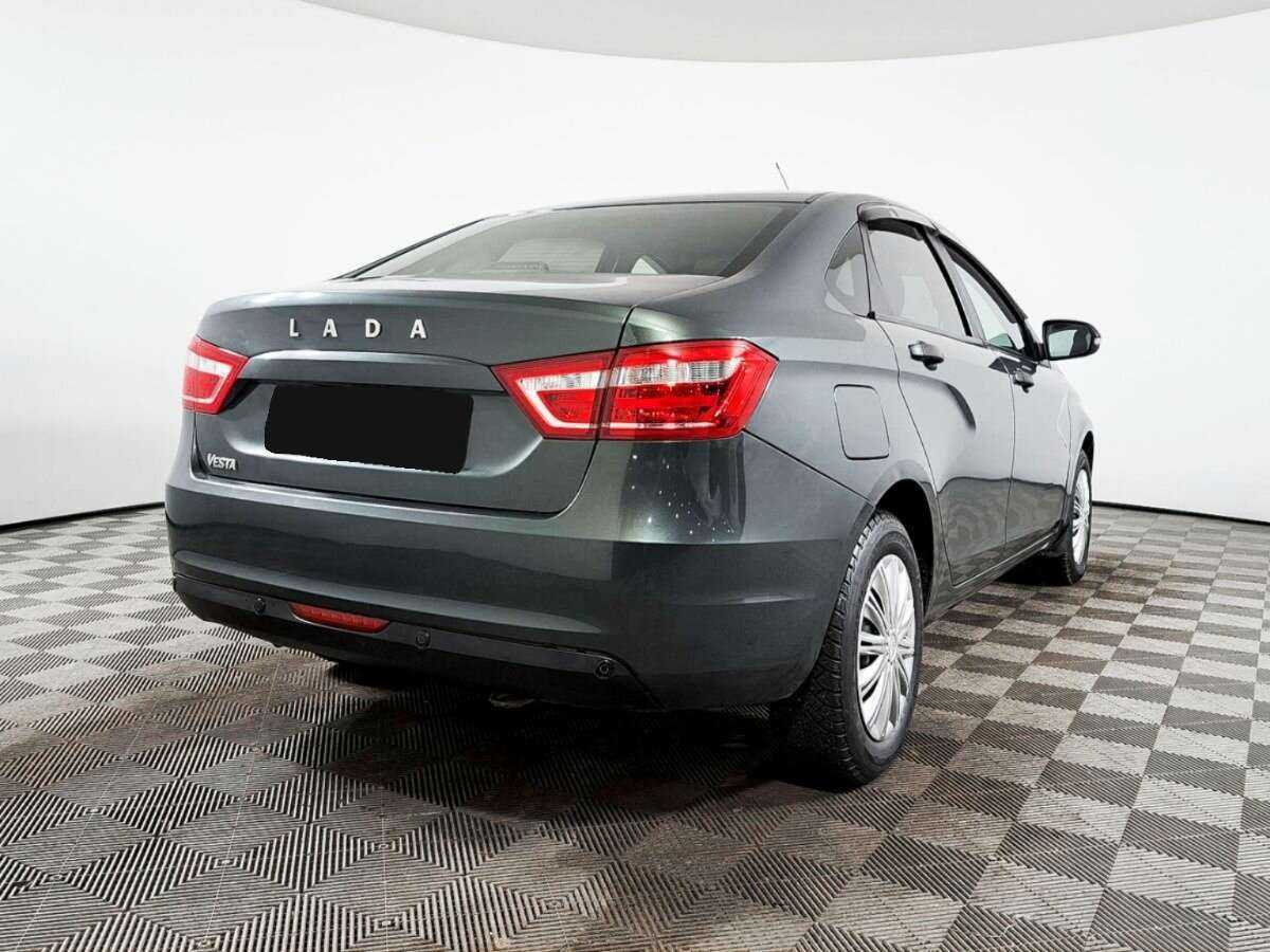 Lada (ВАЗ) Vesta 2017 года с пробегом. Фото: #3