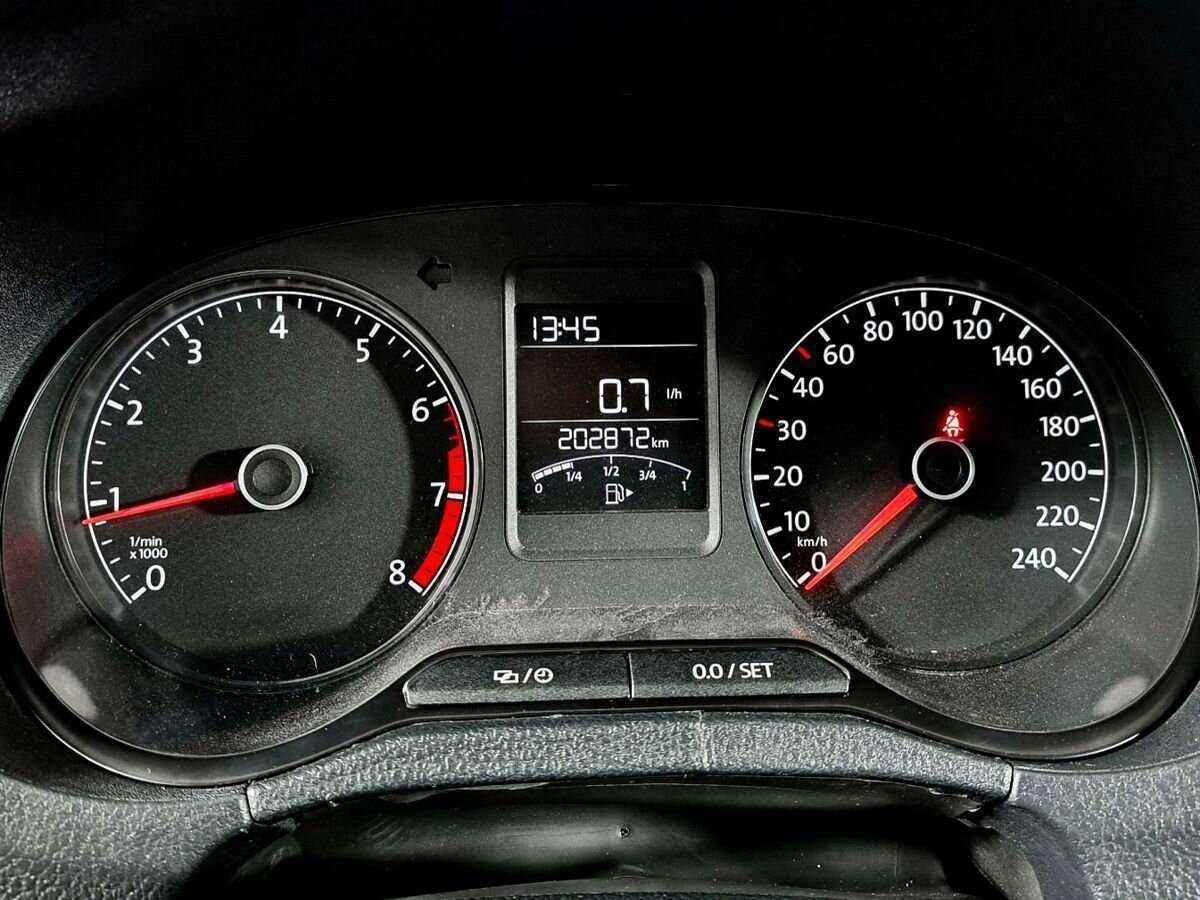 Б/У Фольксваген Поло 2016 года. Фото: #8