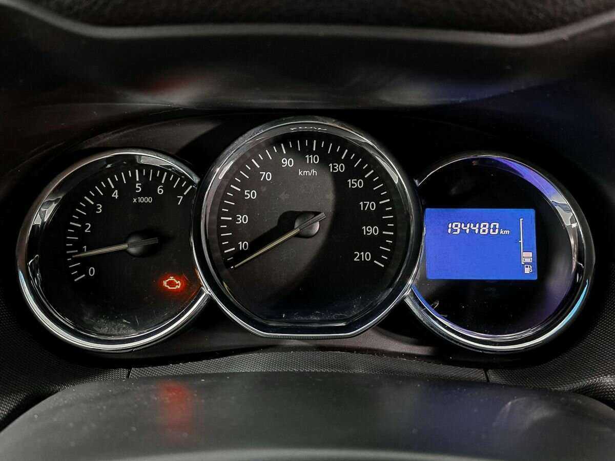 Б/У Рено Дастер 2015 года. Фото: #8