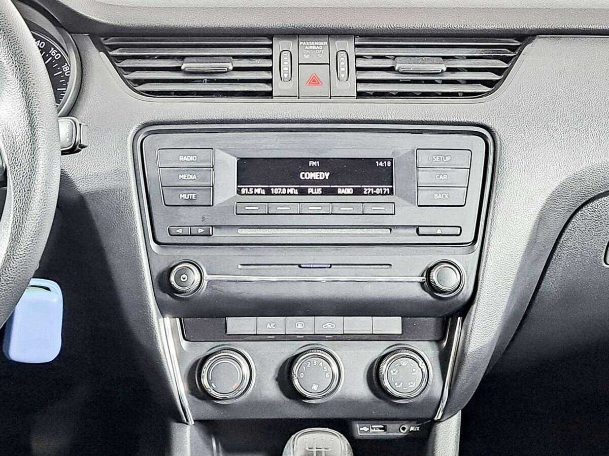 Б/У Шкода Октавия 2014 года. Фото: #12