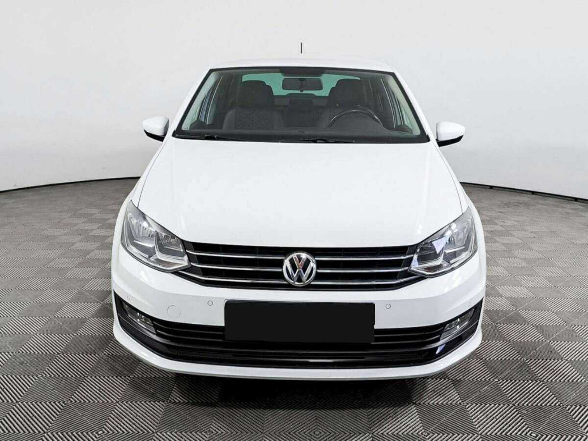 Б/У Фольксваген Поло 2018 года. Фото: #1