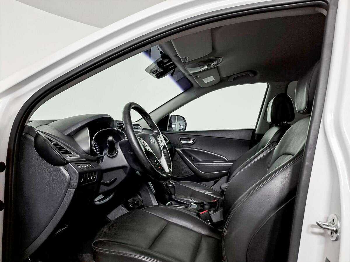 Hyundai Santa Fe 2017 года с пробегом. Фото: #13