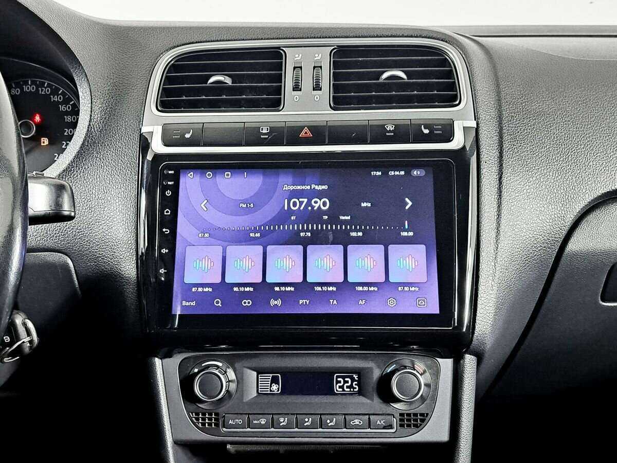 Б/У Фольксваген Поло 2016 года. Фото: #12