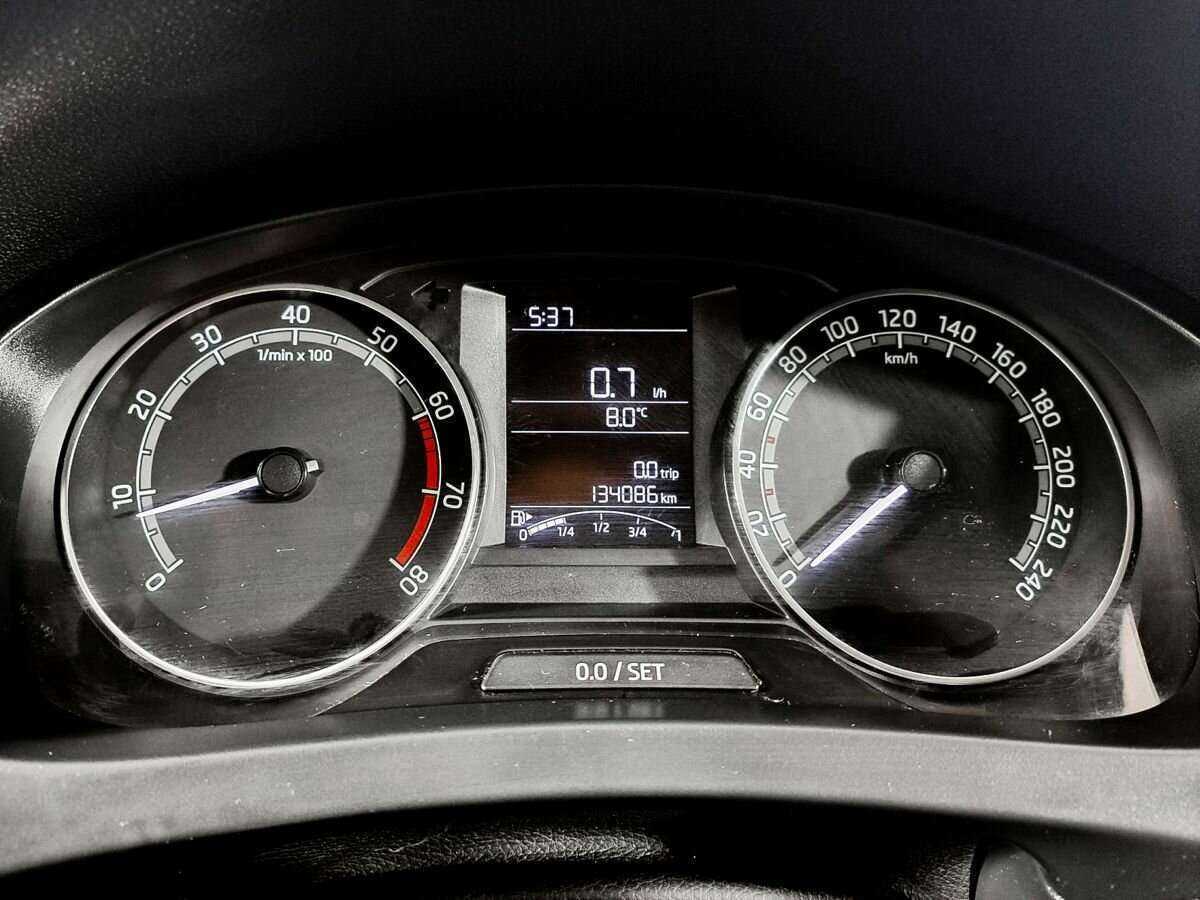 Б/У Шкода Рапид 2019 года. Фото: #8