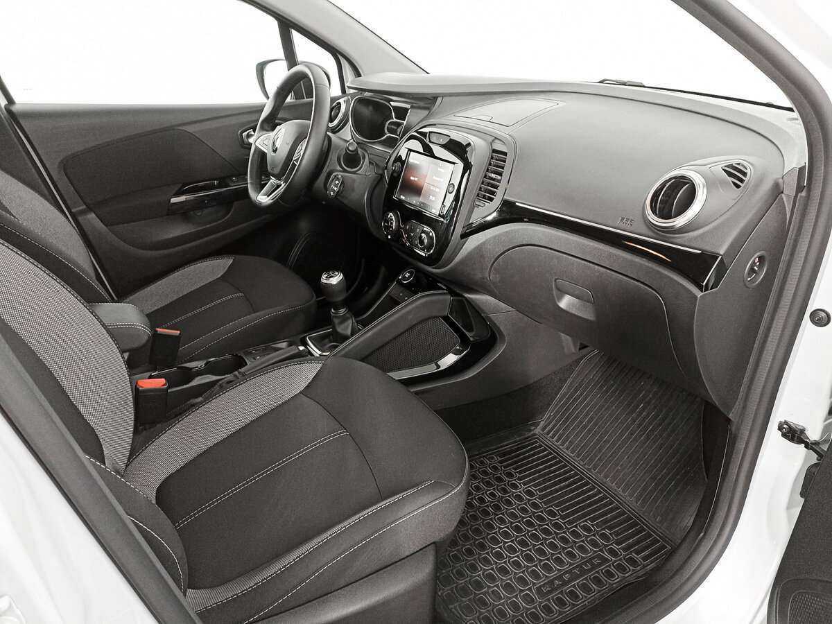 Б/У Рено Каптюр 2021 года. Фото: #8