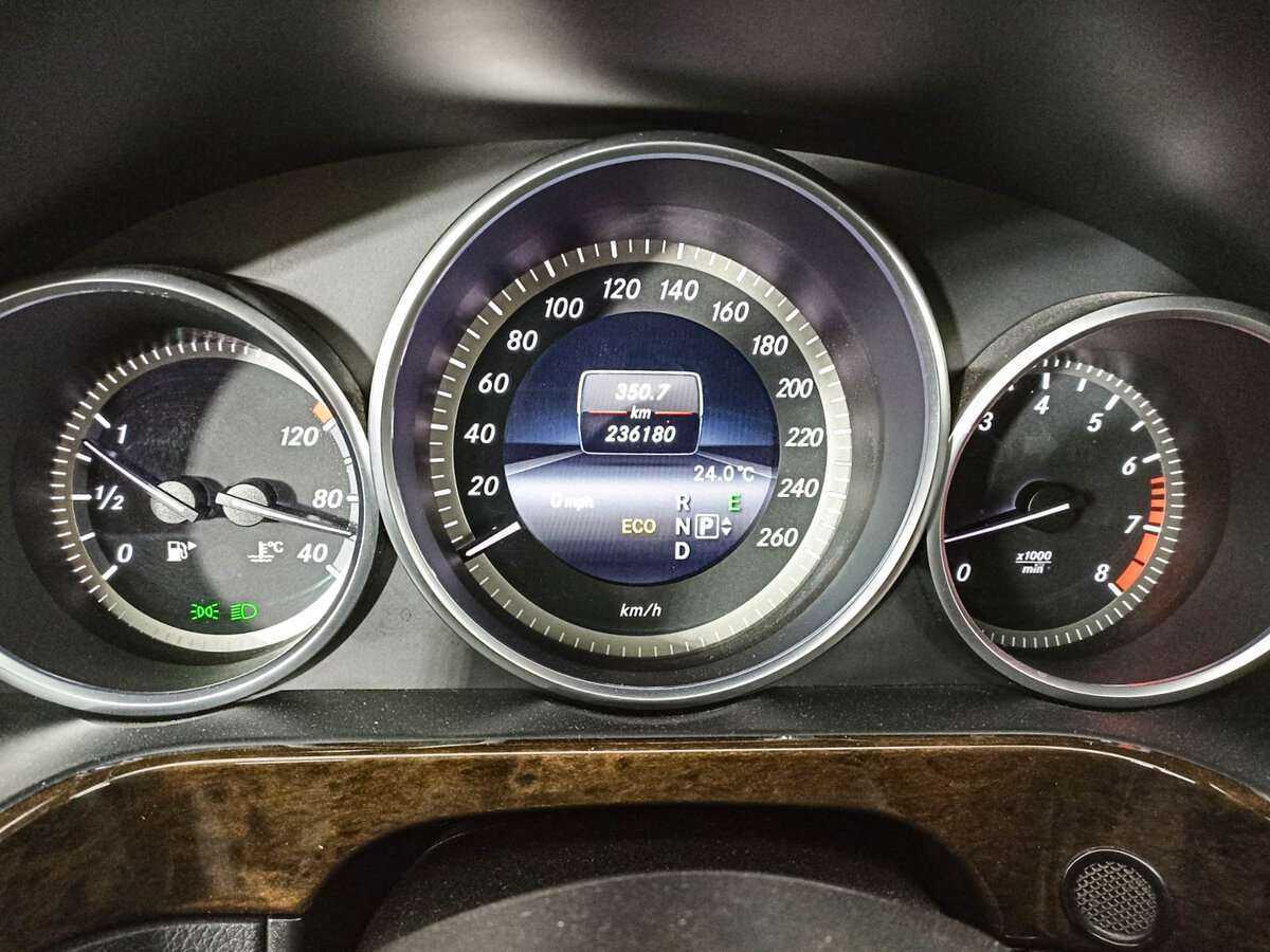 Mercedes-Benz E-Класс 2013 года с пробегом. Фото: #10