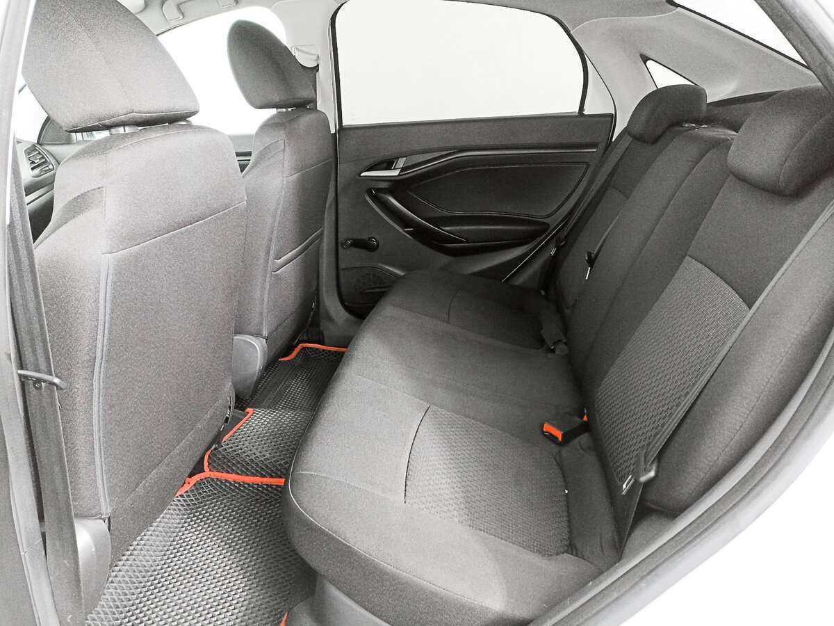 Lada (ВАЗ) Vesta 2019 года с пробегом. Фото: #7