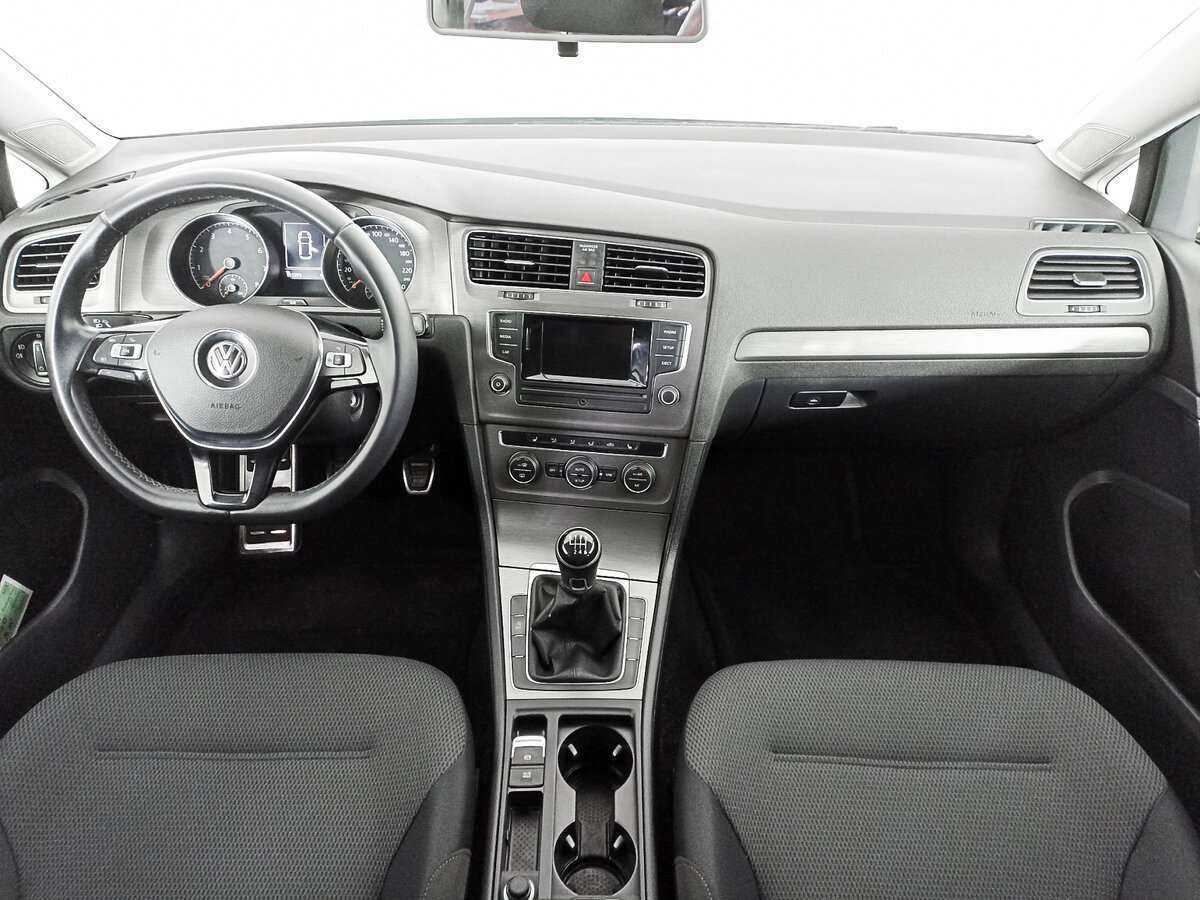 Б/У Фольксваген Гольф 2013 года. Фото: #11