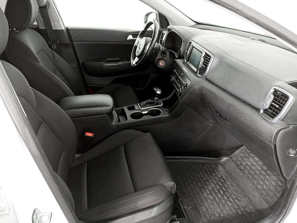 Б/У Киа Спортейдж 2016 года. Фото: #10