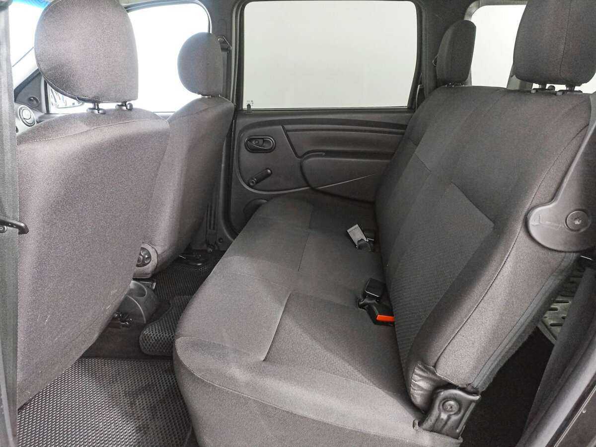 Lada (ВАЗ) Largus 2017 года с пробегом. Фото: #9