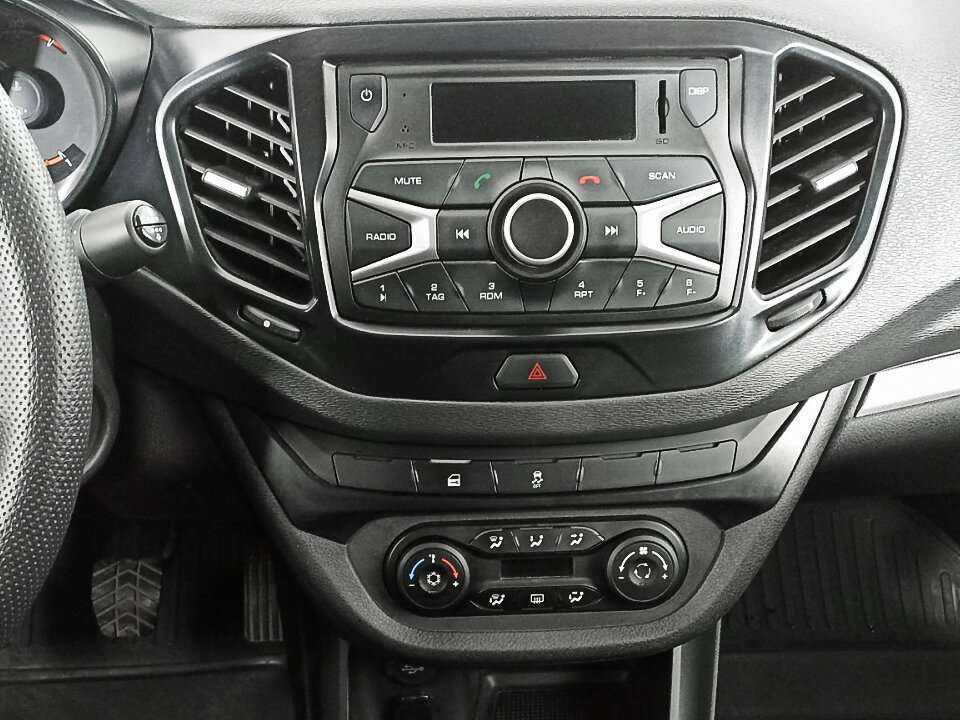 Lada (ВАЗ) Vesta 2021 года с пробегом. Фото: #12