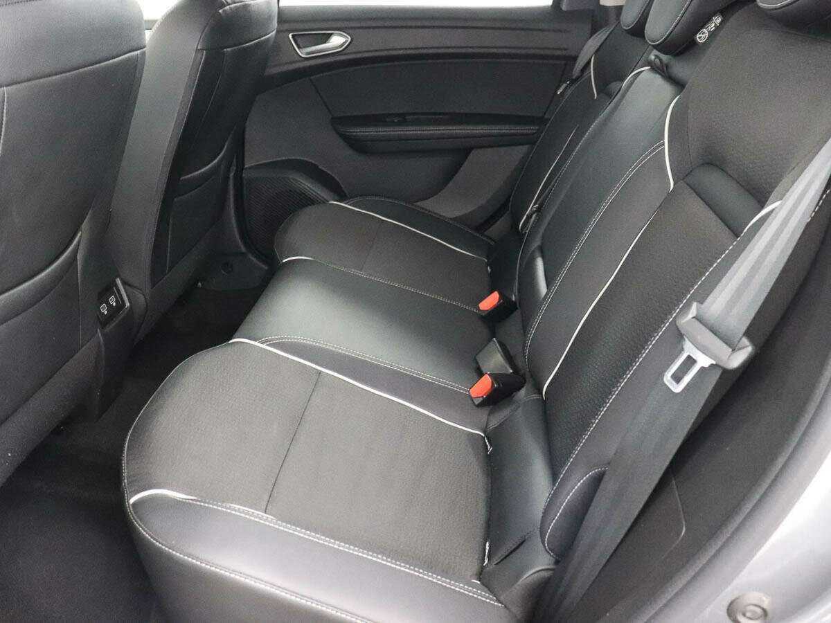 Б/У Рено Аркана 2021 года. Фото: #8