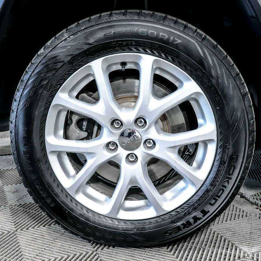 Jeep Cherokee 2014 года с пробегом. Фото: #15