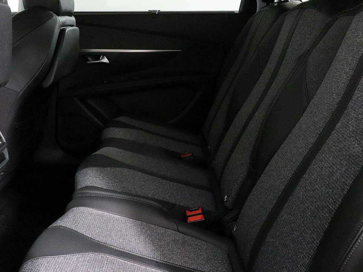 Б/У Пежо 5008 2019 года. Фото: #7