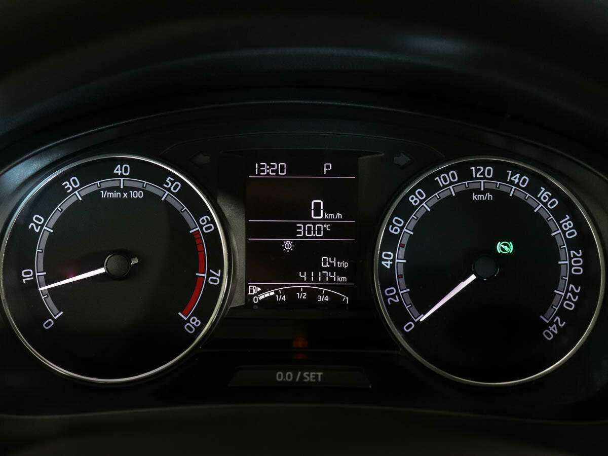 Б/У Шкода Рапид 2019 года. Фото: #9