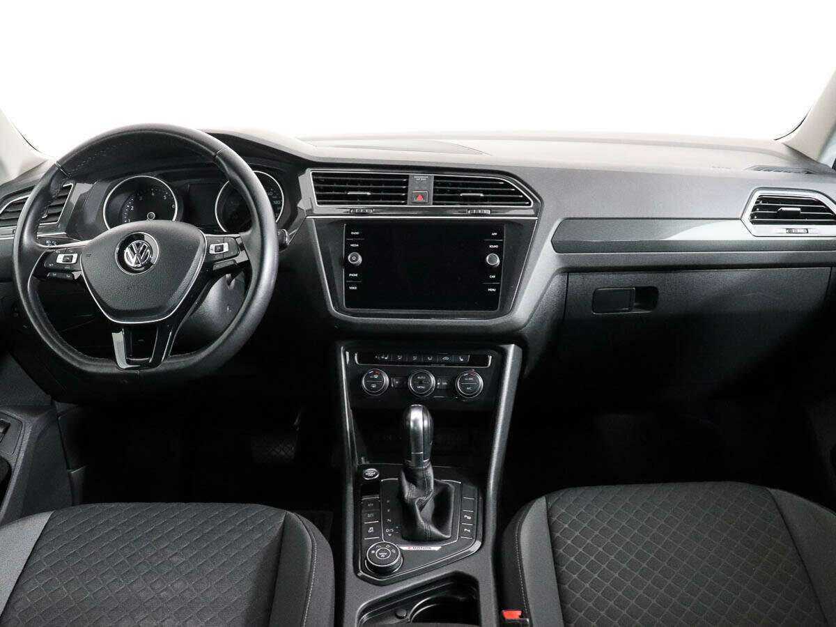 Б/У Фольксваген Тигуан 2017 года. Фото: #10