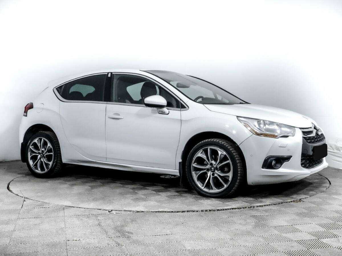Citroen DS4 2013 года с пробегом. Фото: #2