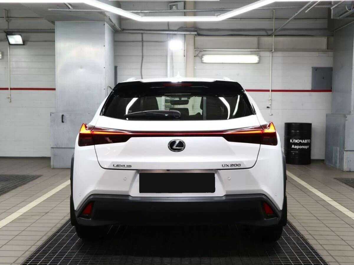 Lexus UX 2019 года с пробегом. Фото: #3