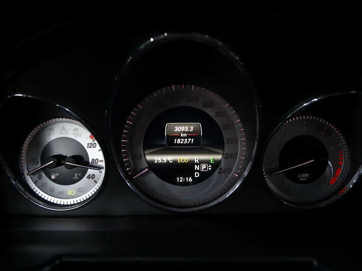 Mercedes-Benz GLK-Класс 2012 года с пробегом. Фото: #17