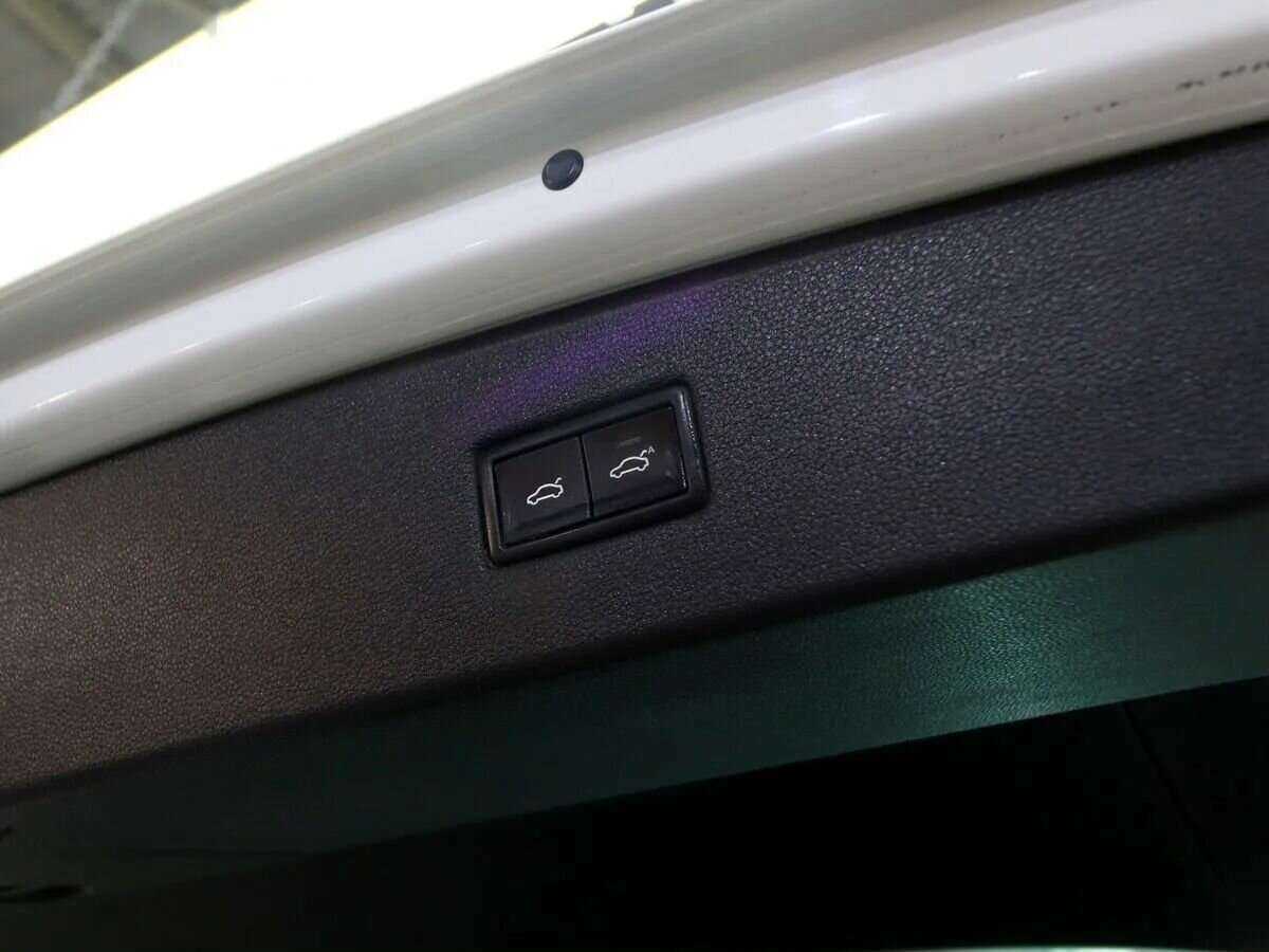 Volkswagen Tiguan 2020 года с пробегом. Фото: #6