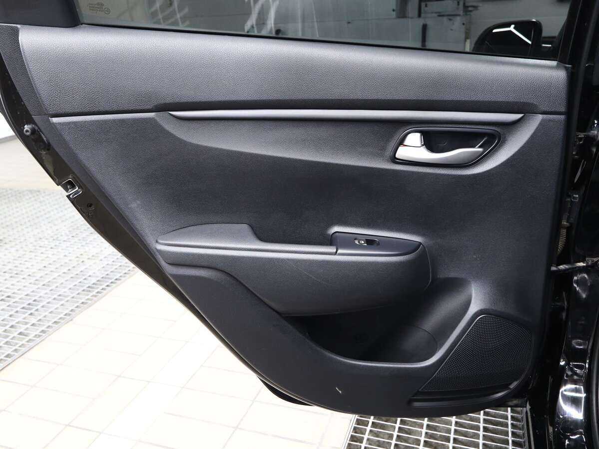 Kia Rio 2017 года с пробегом. Фото: #11