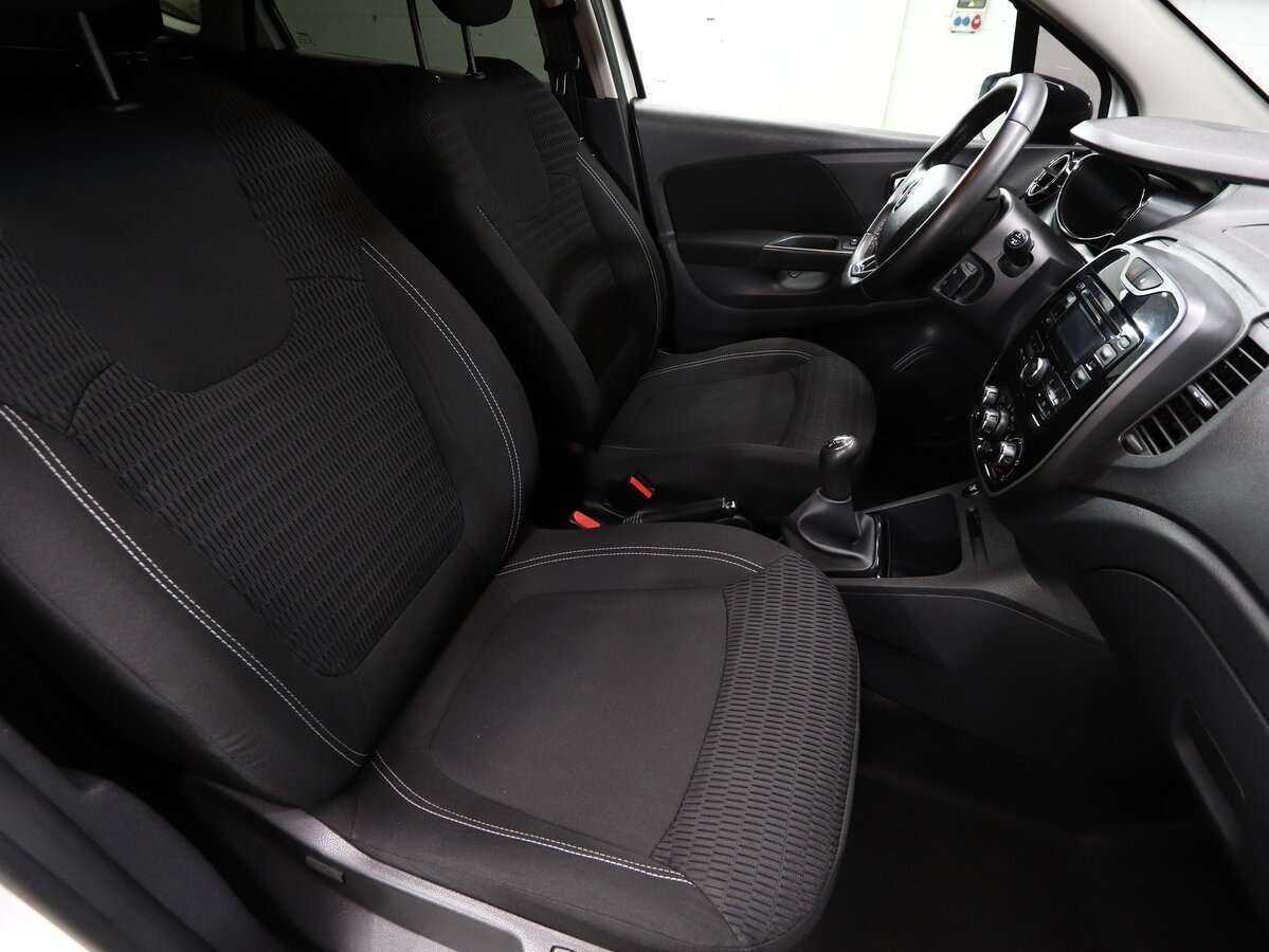 Renault Kaptur 2017 года с пробегом. Фото: #8