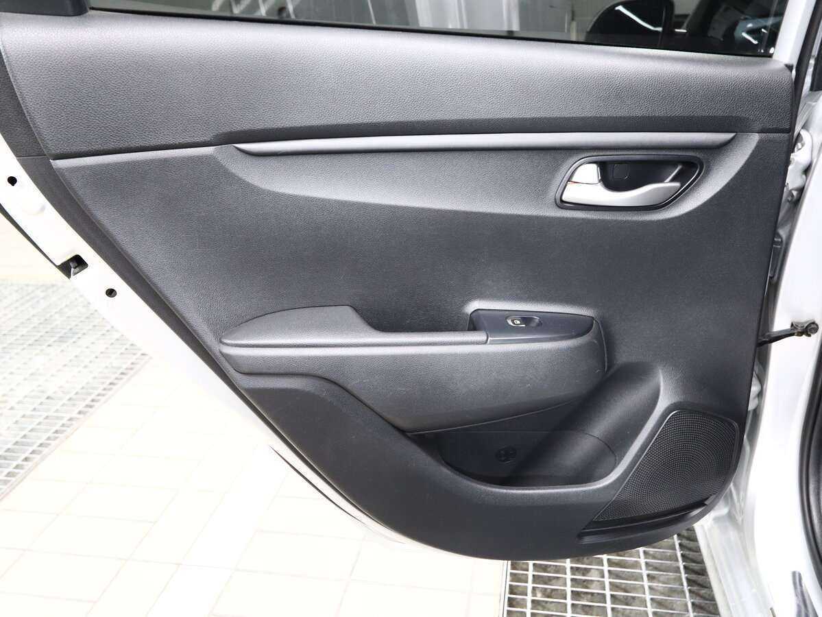 Kia Rio 2019 года с пробегом. Фото: #11